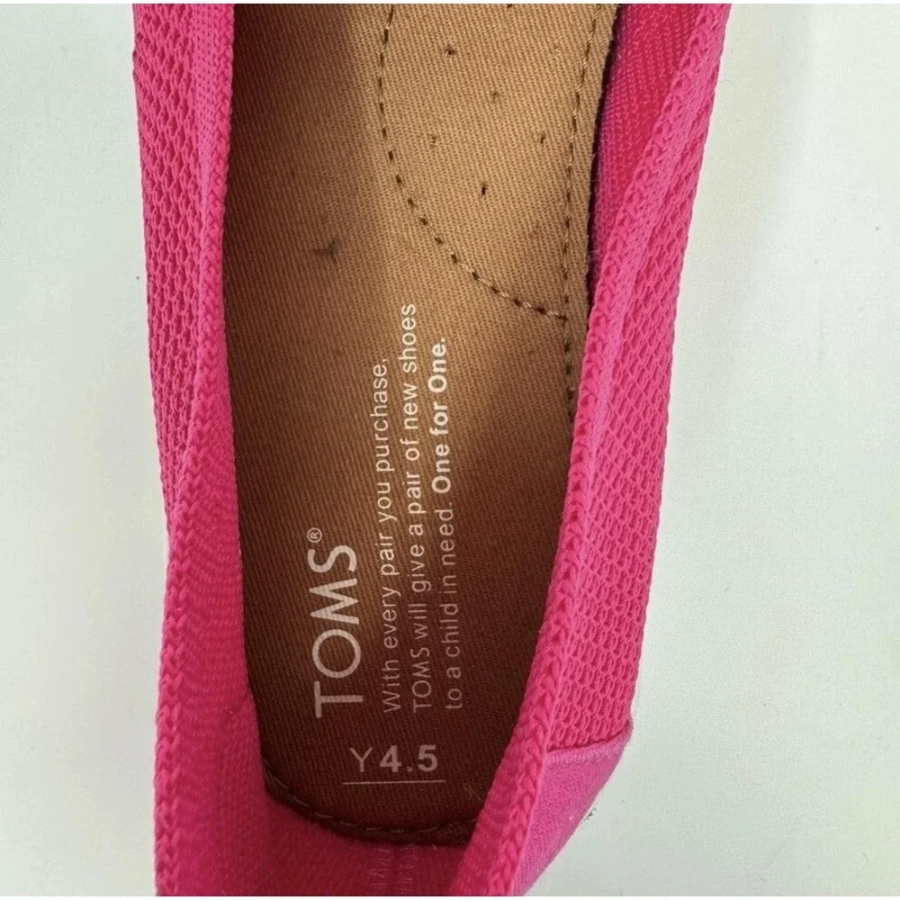 TOMS Shoes Womens Size 4.5 Pink Mesh Slip On Casual Comfort Lightweight Sneakers